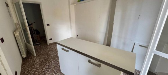 4-Zimmer Wohnung in Florence, Italy, Nr. 37729 18