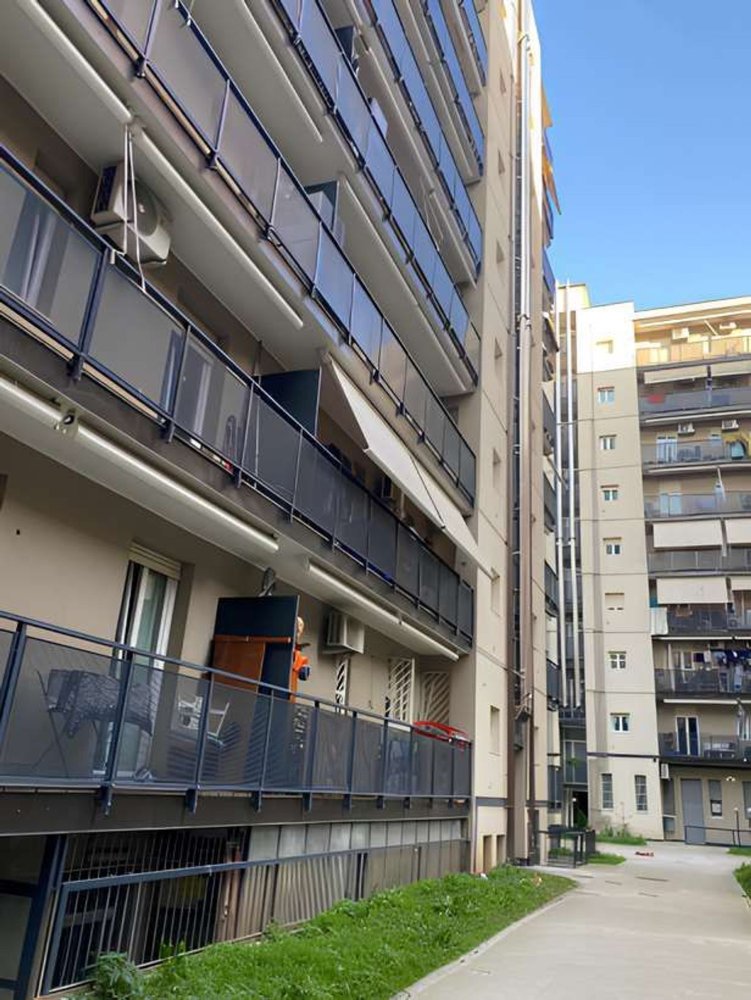 2غرفة شقة في Pioltello, Italy رقم 96371