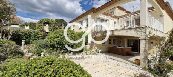 Вилла с 4 спальнями в Пиньян, Франция № 294445 2