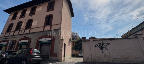 25 rooms Building in Milan, Italy No. 267127 3