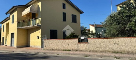 4 bedrooms House in Ponte Buggianese, Italy No. 323821 7