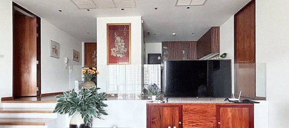 2 bedrooms Condo in Khlong Toei, Thailand No. 13677 3