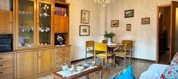 3 rooms Apartment in Milan, Italy No. 287657 3