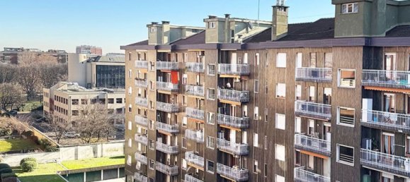 3 rooms Apartment in Milan, Italy No. 287657 20