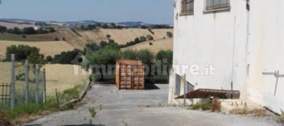 535m² Warehouse in Filottrano, Italy No. 85485 7