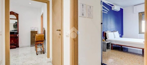 3 bedrooms Apartment in Rome, Italy No. 312856 11