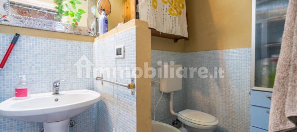 1 bedroom Apartment in Turin, Italy No. 266369 8