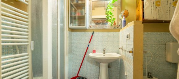 1 bedroom Apartment in Turin, Italy No. 266369 7