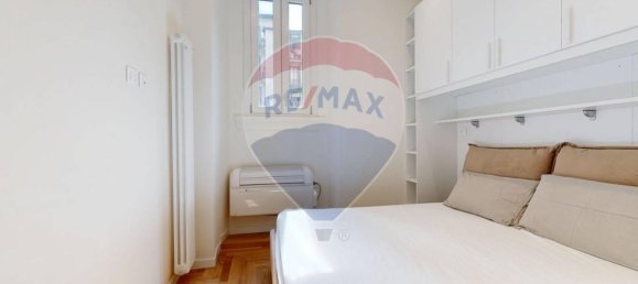 1 bedroom Apartment in Milan, Italy No. 319434 2