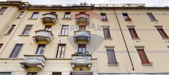 1 bedroom Apartment in Milan, Italy No. 319434 9