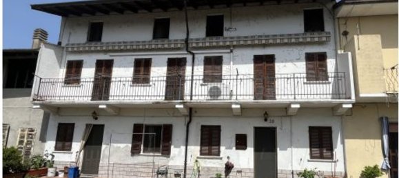 7-Zimmer Wohnung in Novara, Italy, Nr. 43893 3