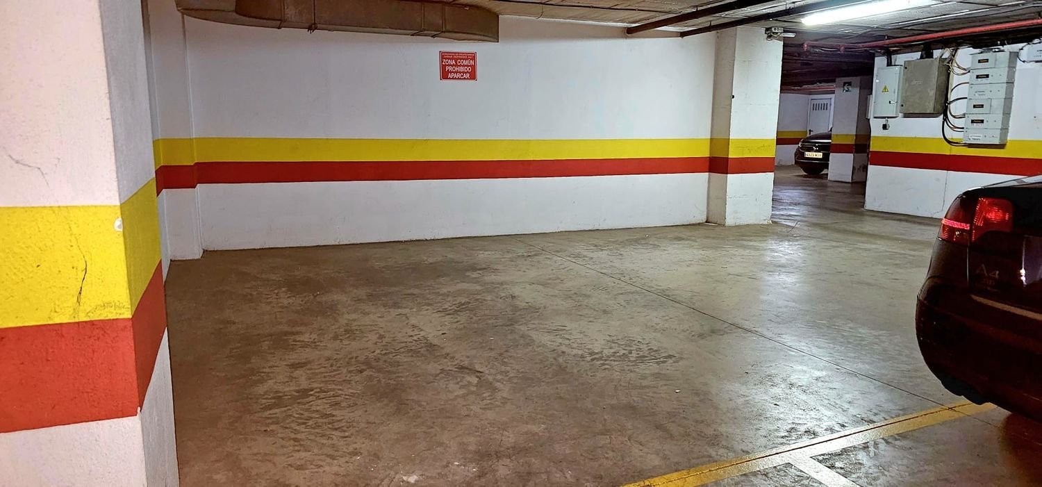 8m² Garage in Andalusia, Spain No. 139816