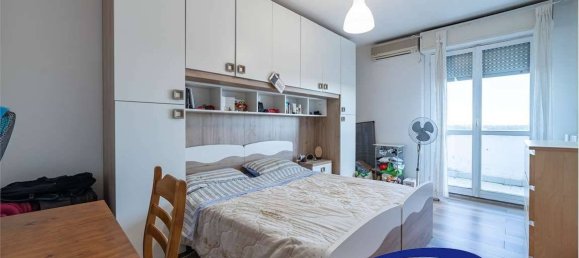 3-Zimmer Penthouse in Rozzano, Italy, Nr. 65526 7