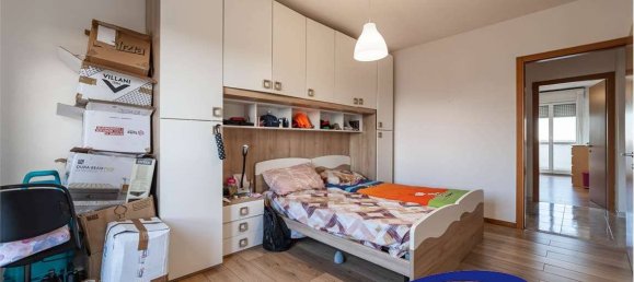 3-Zimmer Penthouse in Rozzano, Italy, Nr. 65526 5