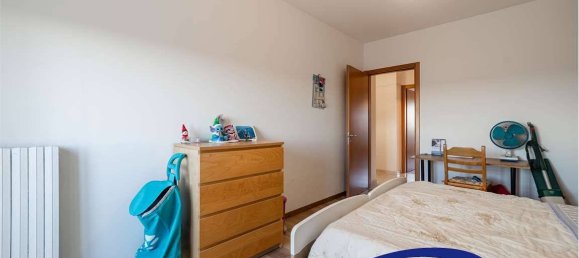 3-Zimmer Penthouse in Rozzano, Italy, Nr. 65526 9