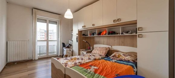 3-Zimmer Penthouse in Rozzano, Italy, Nr. 65526 3