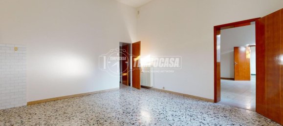 3 rooms Apartment in Cento, Italy No. 169340 12