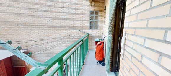 Apartamento de 4 dormitorios en Zaragoza, Spain No. 64496 17