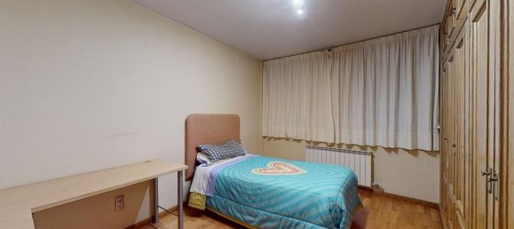 Apartamento de 4 dormitorios en Zaragoza, Spain No. 64496 30