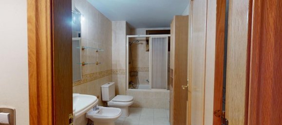 Apartamento de 4 dormitorios en Zaragoza, Spain No. 64496 36