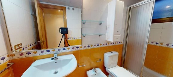 Apartamento de 4 dormitorios en Zaragoza, Spain No. 64496 25