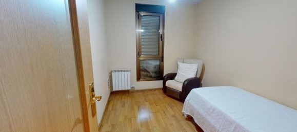 Apartamento de 4 dormitorios en Zaragoza, Spain No. 64496 27