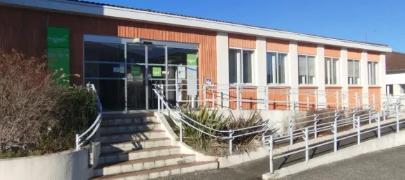 عقار تجاري في Mont-de-Marsan, France 720متر مربع رقم 351028 2