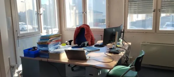 عقار تجاري في Mont-de-Marsan, France 720متر مربع رقم 351028 3