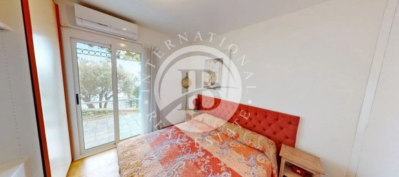 8 rooms Villa in Sanremo, Italy No. 106590 18