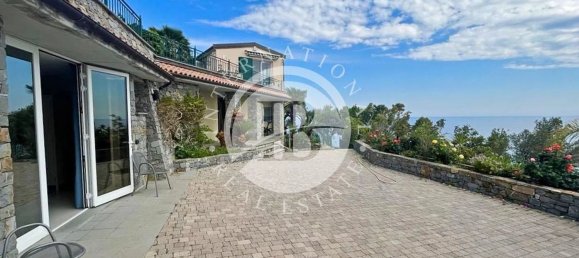 8 rooms Villa in Sanremo, Italy No. 106590 10