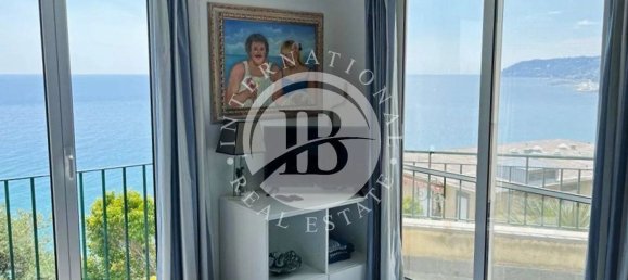 8 rooms Villa in Sanremo, Italy No. 106590 13