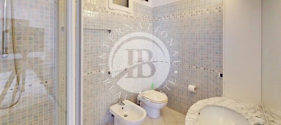 8 rooms Villa in Sanremo, Italy No. 106590 20