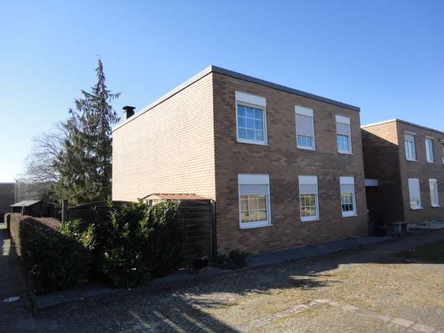 Таунхаус с 4 спальнями в Зарлуи, Германия № 317396