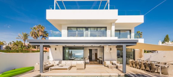 6 bedrooms Villa in Marbella, Spain No. 93708 5