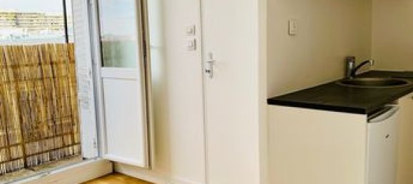 Квартира с 1 спальней в Ле Лила, Франция № 360356 3