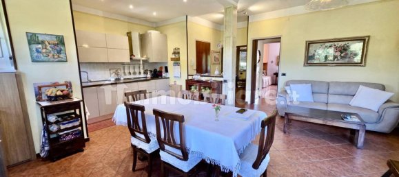 3 bedrooms Apartment in Brescia, Italy No. 272990 7