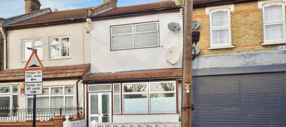 3 bedrooms House in East Ham, United Kingdom No. 11423 15