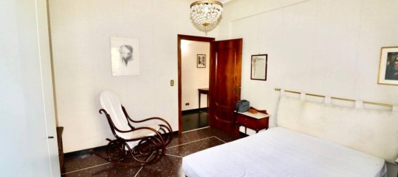 6-Zimmer Wohnung in Genoa, Italy, Nr. 139430 2