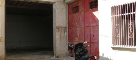 5 rooms Apartment in Altopascio, Italy No. 45232 4