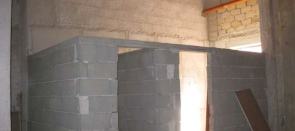 5 rooms Apartment in Altopascio, Italy No. 45232 12