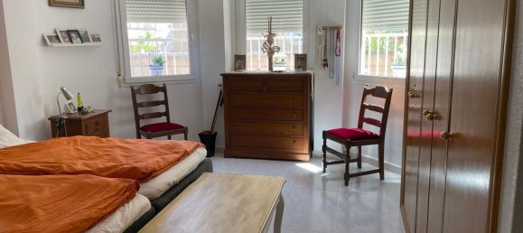 Villa de 4 dormitorios en La Zenia, Spain No. 249101 13