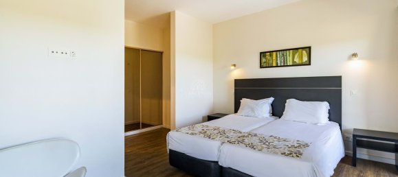 Apartamento de 1 dormitorio en Alvor, Portugal No. 9830 9