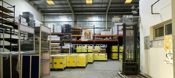 5888.7m² Warehouse in Dubai, UAE No. 109148 10