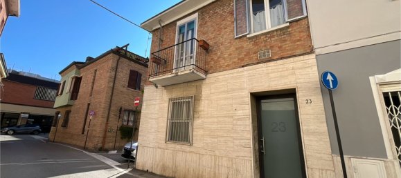 4 rooms House in Rimini, Italy No. 263234 2