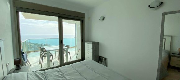 Apartamento de 2 dormitorios en Benidorm, Spain No. 9826 5