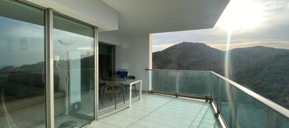 Apartamento de 2 dormitorios en Benidorm, Spain No. 9826 18