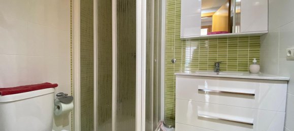 Apartamento de 2 dormitorios en Benidorm, Spain No. 9826 4