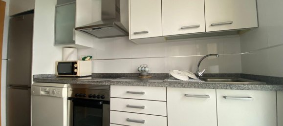 Apartamento de 2 dormitorios en Benidorm, Spain No. 9826 12