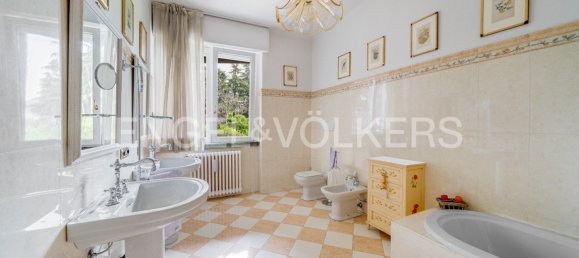 4 Schlafzimmer Villa in Legnano, Italy, Nr. 68749 11