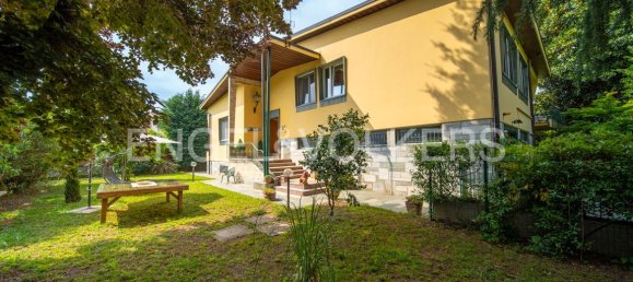 4 Schlafzimmer Villa in Legnano, Italy, Nr. 68749 3